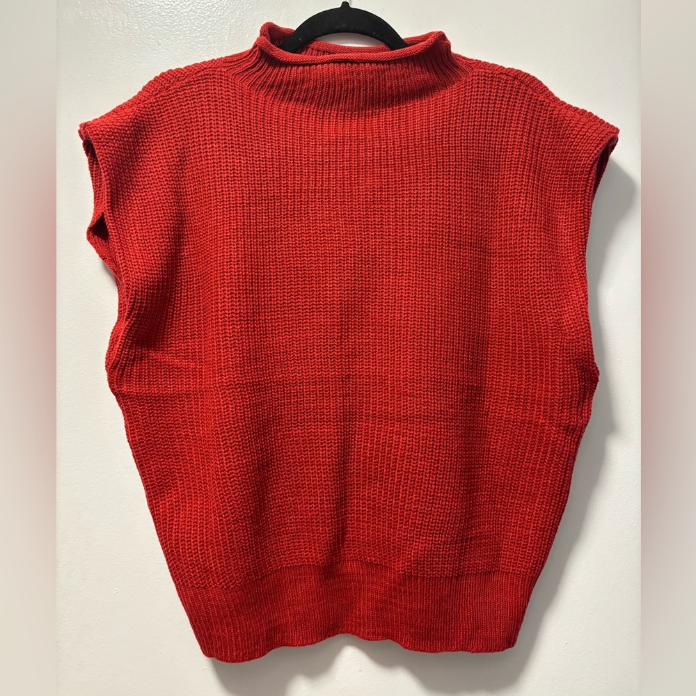 NWOT Burgundy Mock Neck Short Cap sleeve Sweater Sz Lrg
